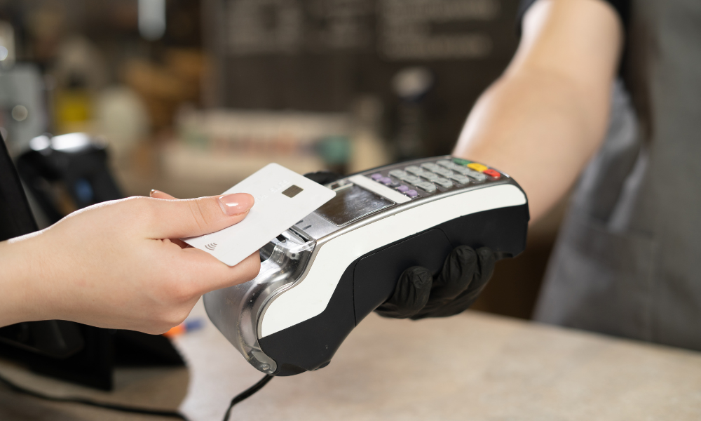 credit-card-terminal-at-business-counter