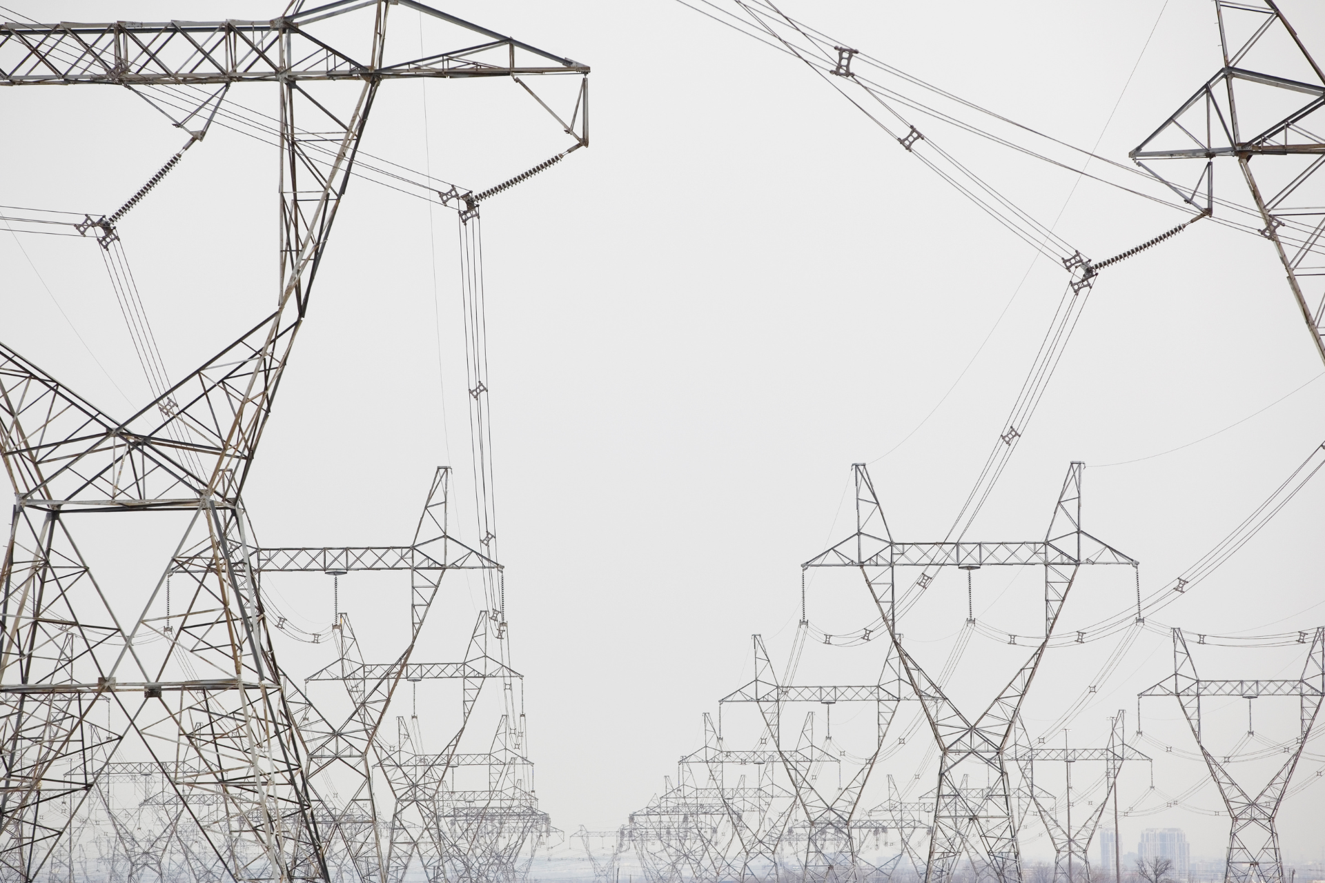 electric-transmission-lines-in-pjm